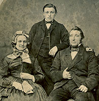 Jacob Hansen Holdt og fru Anna Magdalene med sønnen Jacob Laurids
