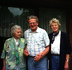 På besøg med Inge hos den nu 91-årige "Musse" i 1996