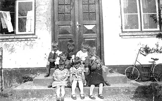 Grethe med skolekammerater 1929