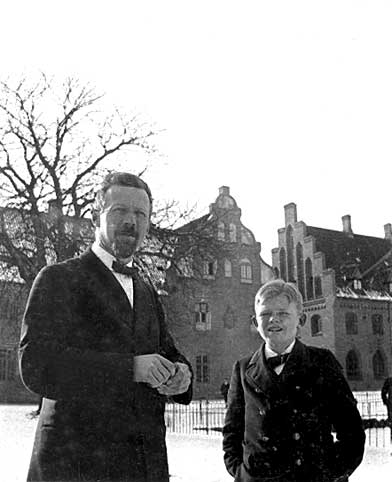 Jacob Christian Holdt med elev på Herlufsholm